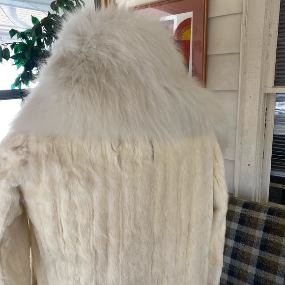 Vintage 1920s Ziegfeld Follies Flapper White Ermine Fur and Fox Collar Coat - Picture 4 of 12